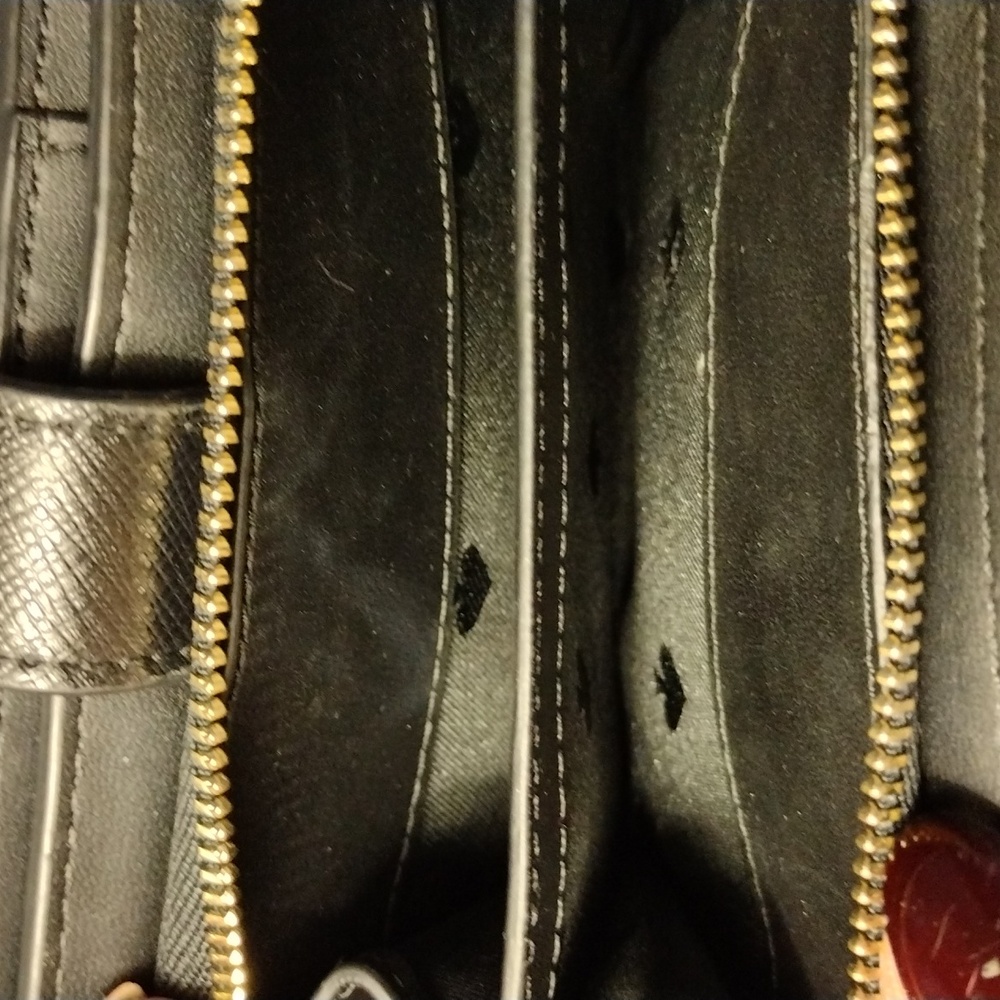 Kate Spade Black Leather Wallet with Gold Logo - Picture 4 of 10